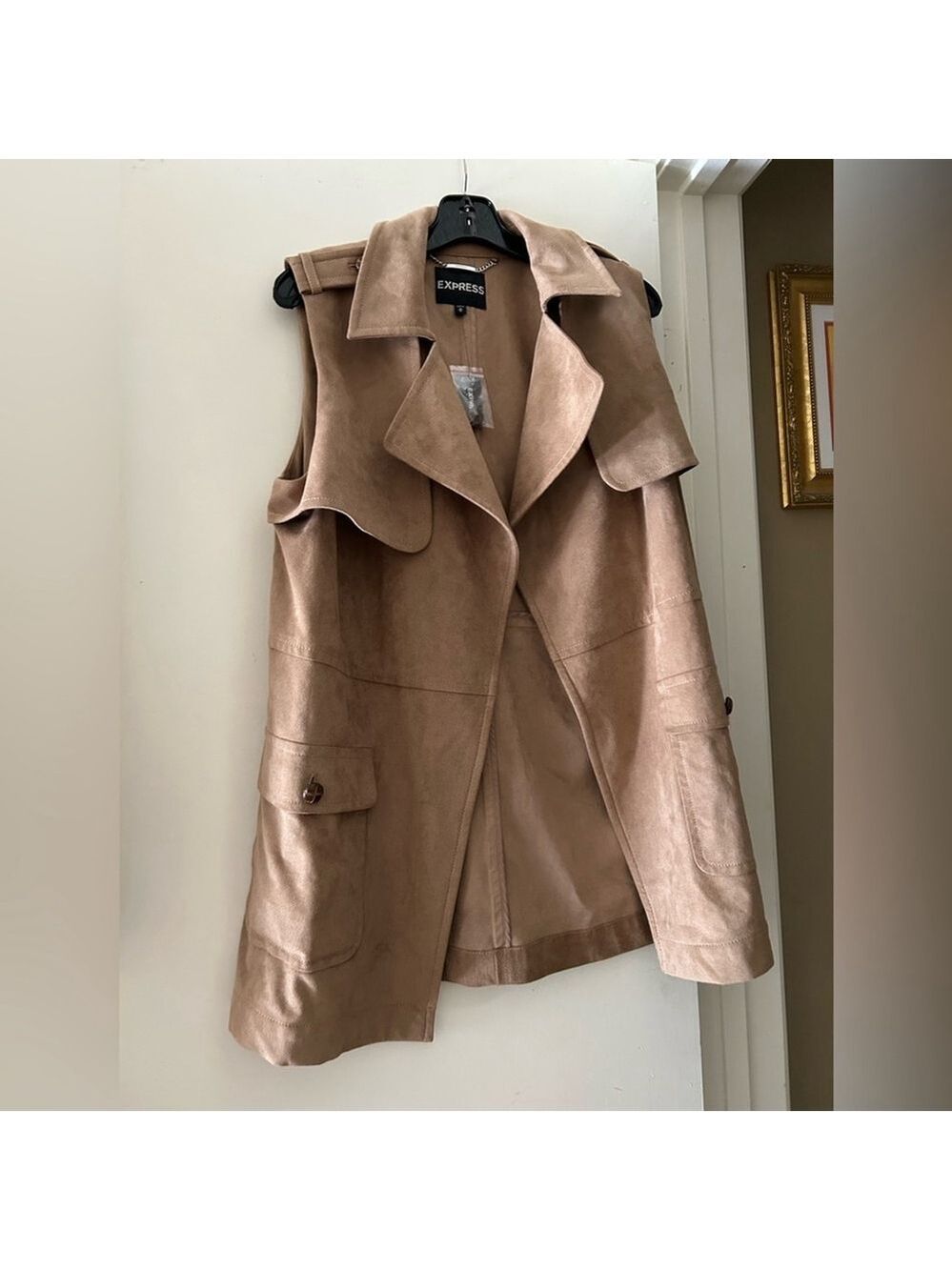 Express Tan Sleeveless Vest Notched Lapel NWT - Picture 5 of 5